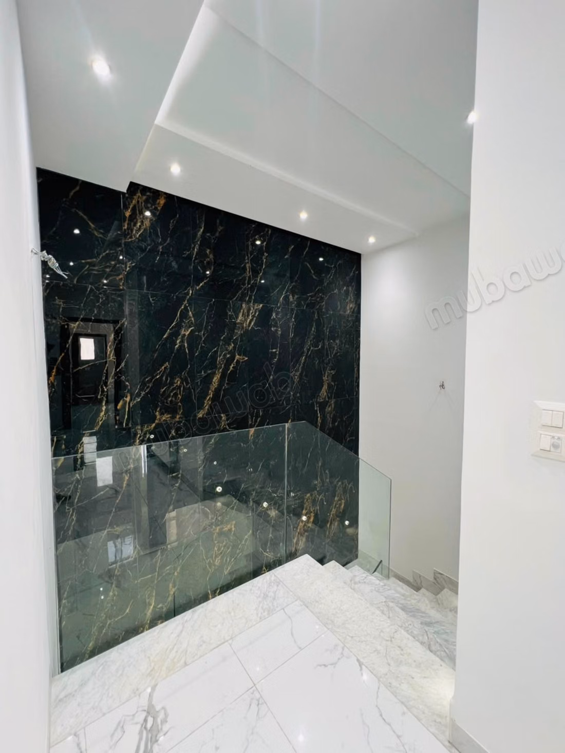 For sale, a direct promoter duplex in Khezama Ouest
