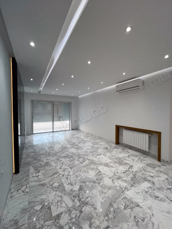 For sale, an S2 apartment directly from the developer in Khezema West
