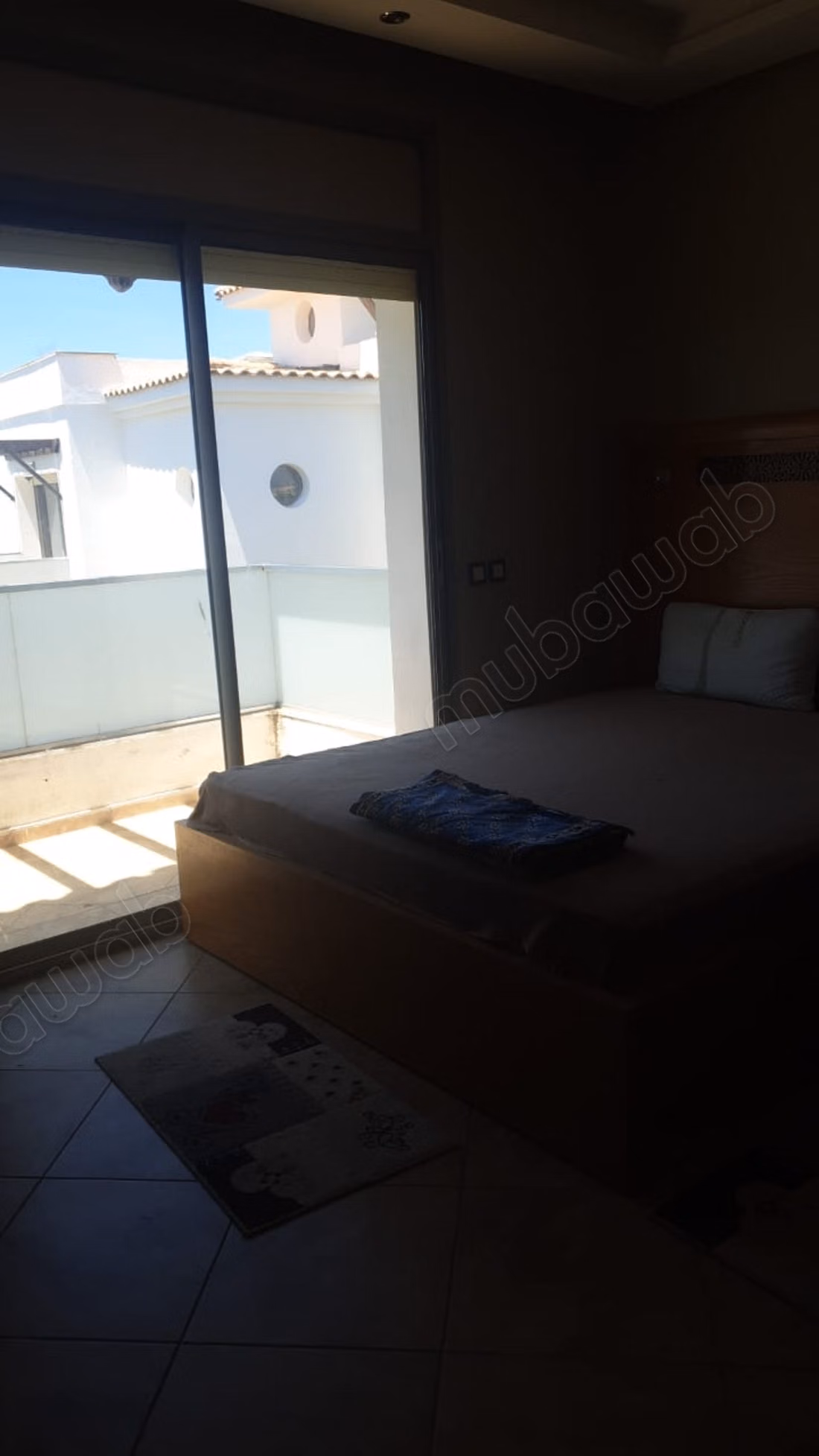 Bel appartement en location à Plage rose marée. 
3 grandes pièces. 
Bien meublé