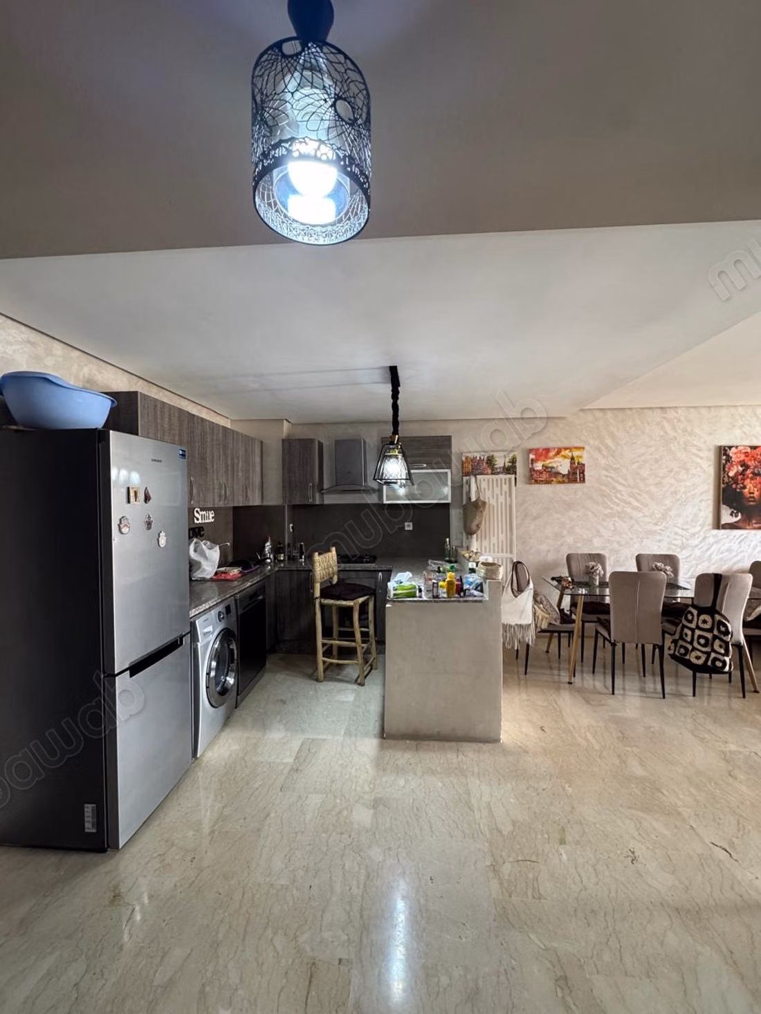 Luminoso Apartamento Amueblado en Alquiler en el Corazón de Guéliz