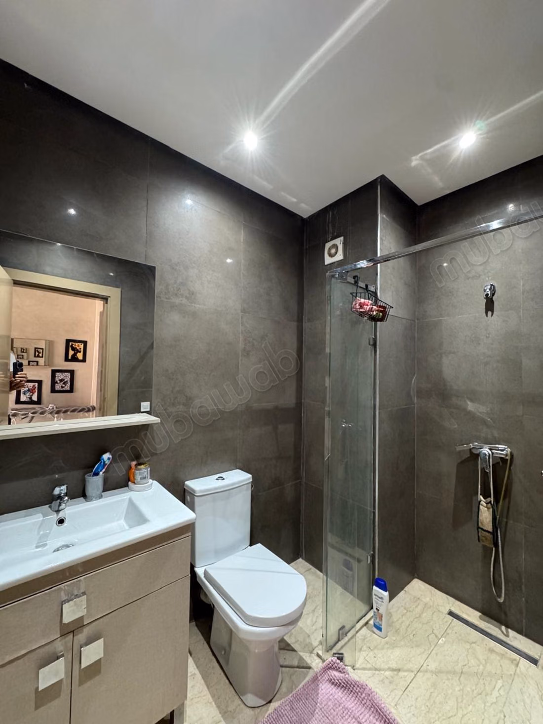 Luminoso Apartamento Amueblado en Alquiler en el Corazón de Guéliz