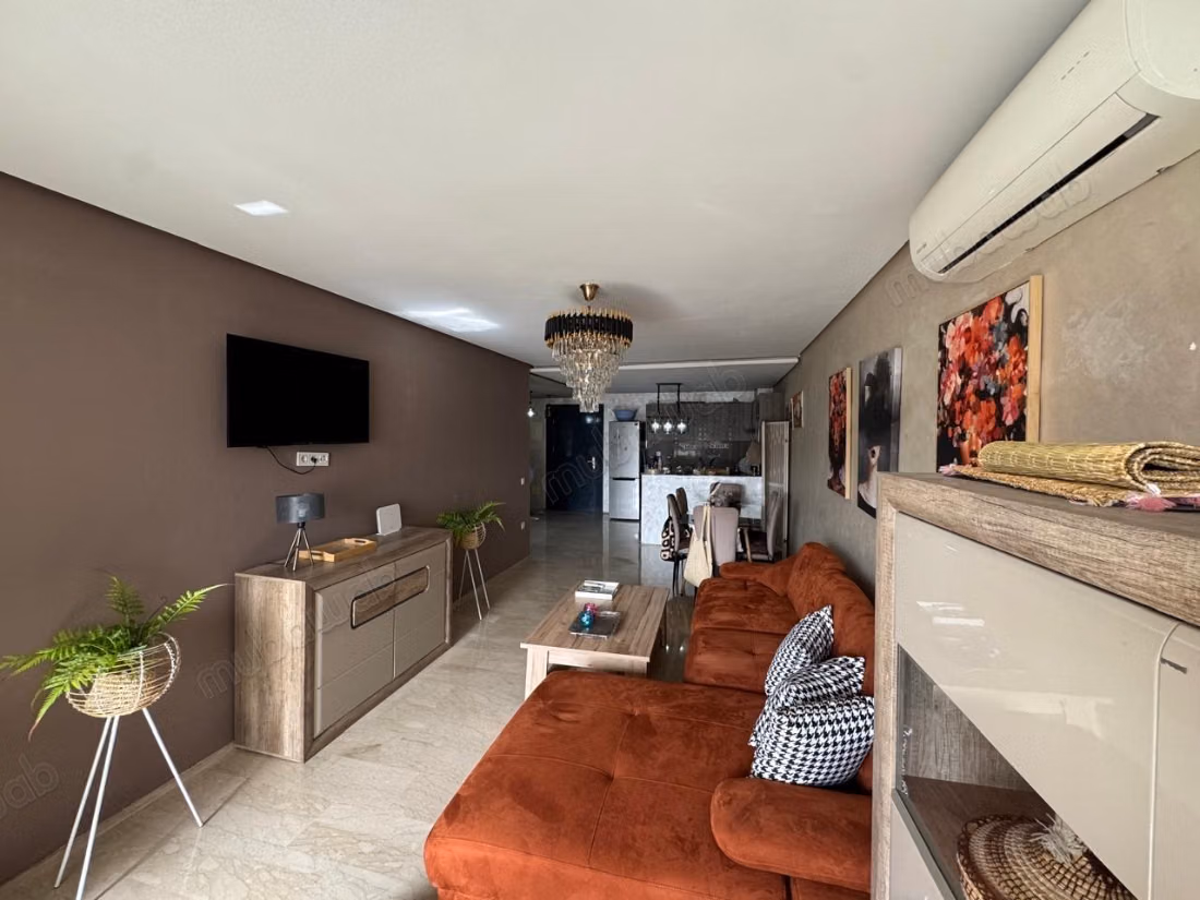 Luminoso Apartamento Amueblado en Alquiler en el Corazón de Guéliz