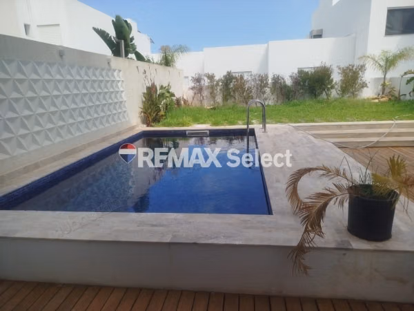 For rent – furnished high-end apartment
