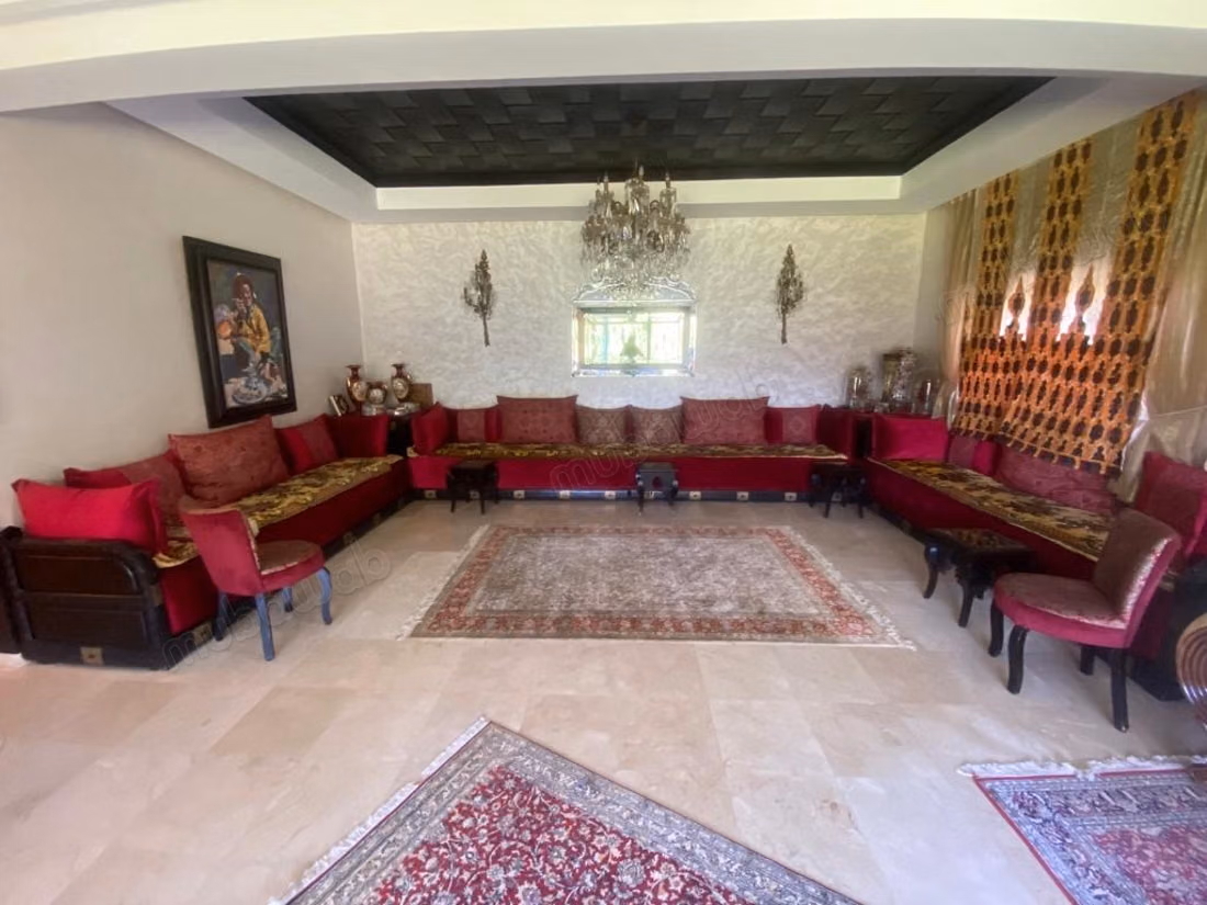 Zeer mooie villa te koop in Dar Bouazza