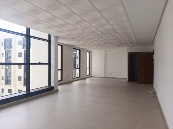 Plateau de bureaux neuf de 60 m² à louer