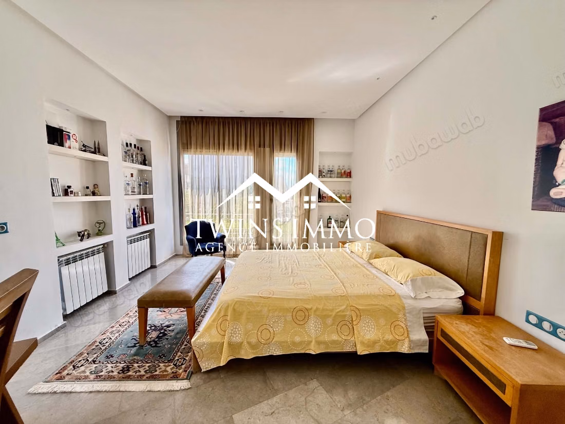 Villa in the Gardens of Carthage
