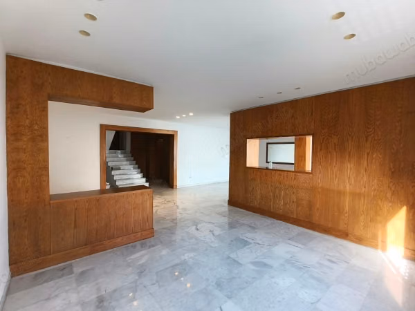 Duplex ristrutturato in affitto accanto alla scuola Gautier