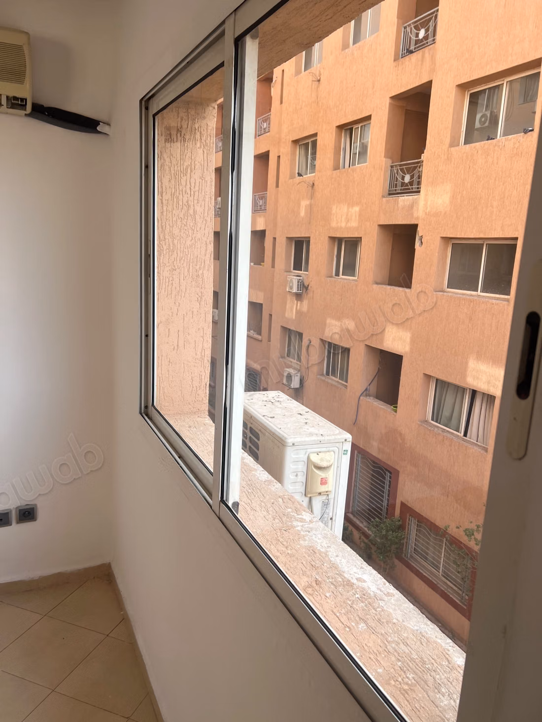 Vente d'un bel appartement à Hivernage. 2 belles chambres