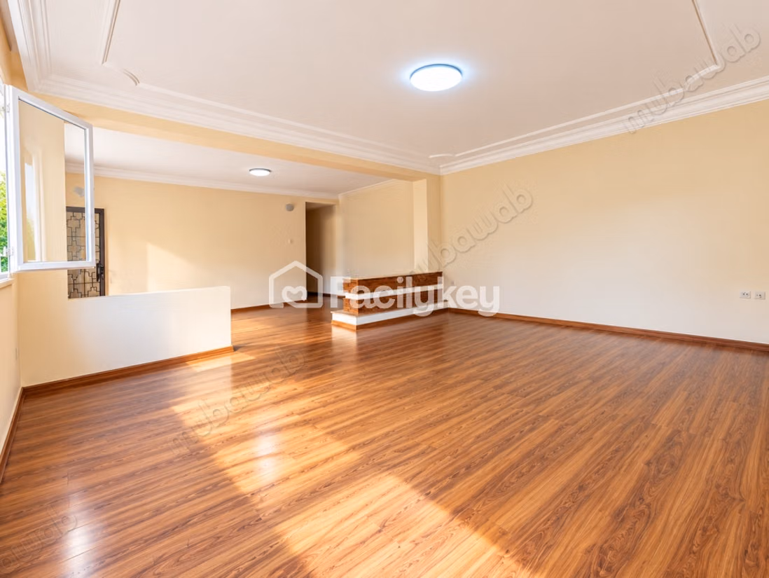 Villa van 200 m² in Casablanca