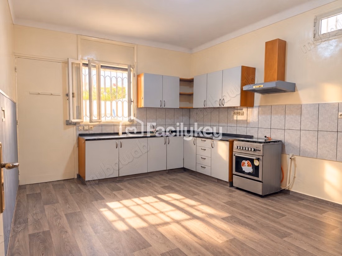 Villa van 200 m² in Casablanca