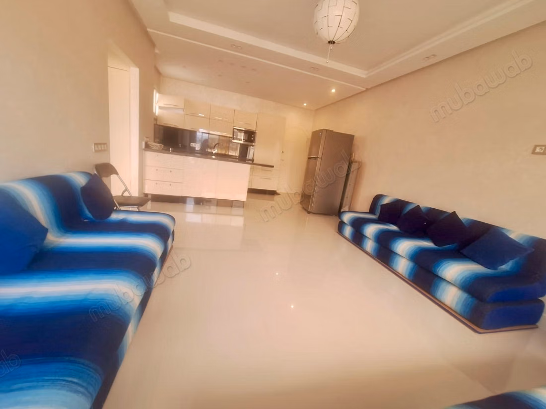 Superbe appartement à louer à Tanger City Center. 
Surface totale 65 m². 
Bien meublé