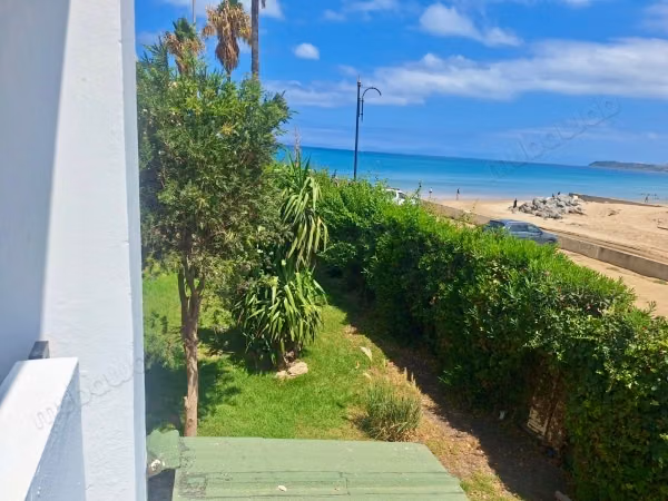 Superbe appartement à louer à Tanger City Center. 
Surface totale 65 m². 
Bien meublé