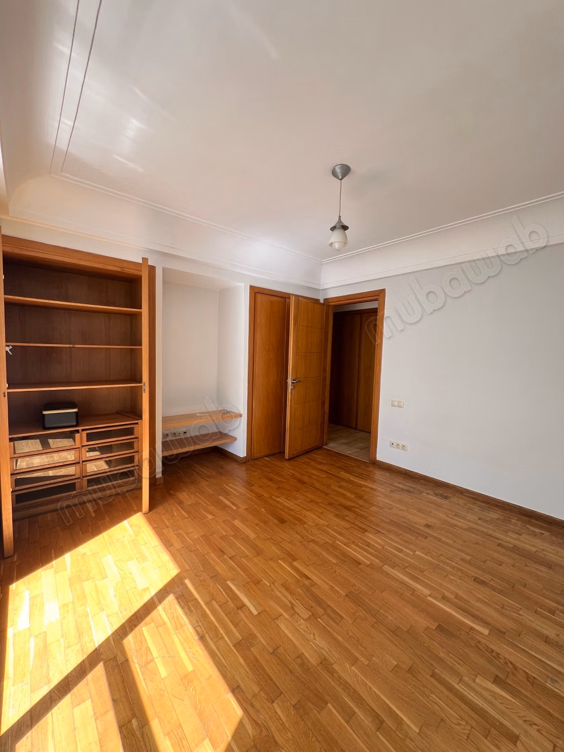 Prachtig appartement te huur in de Gouden Driehoek. 4 mooie kamers