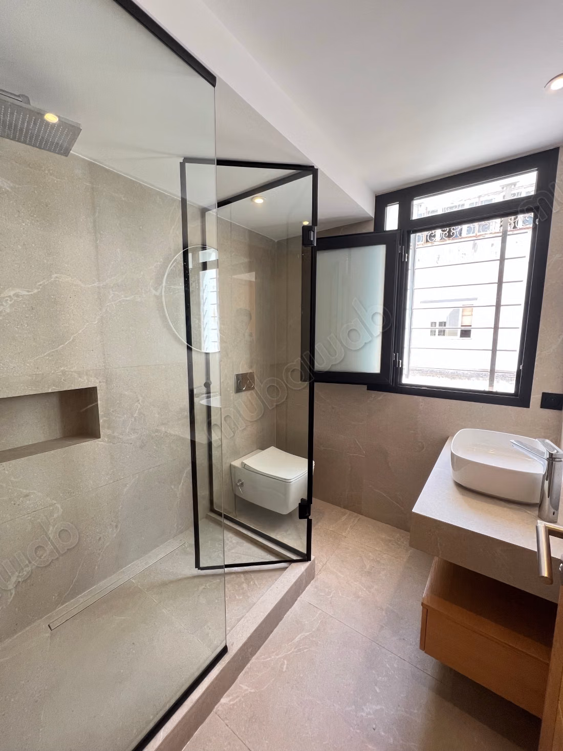 Prachtig appartement te huur in de Gouden Driehoek. 4 mooie kamers
