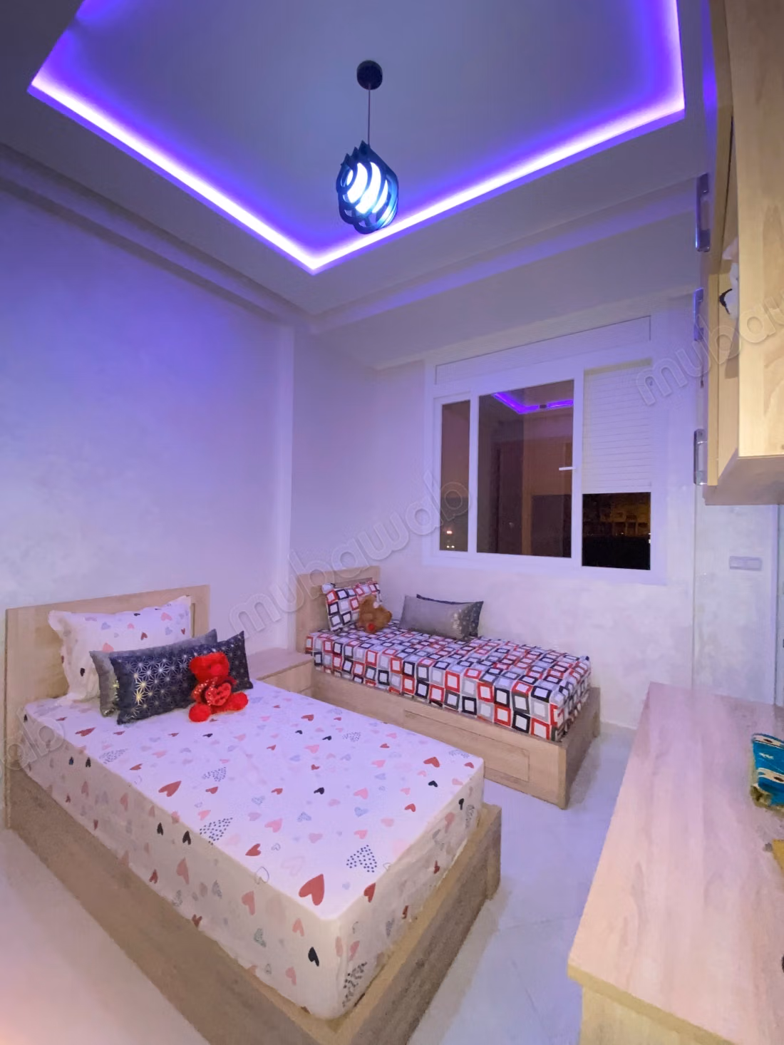 Appartamento molto bello in affitto a Hay Mohammadi. Superficie totale di 70 m². Completamente arredato