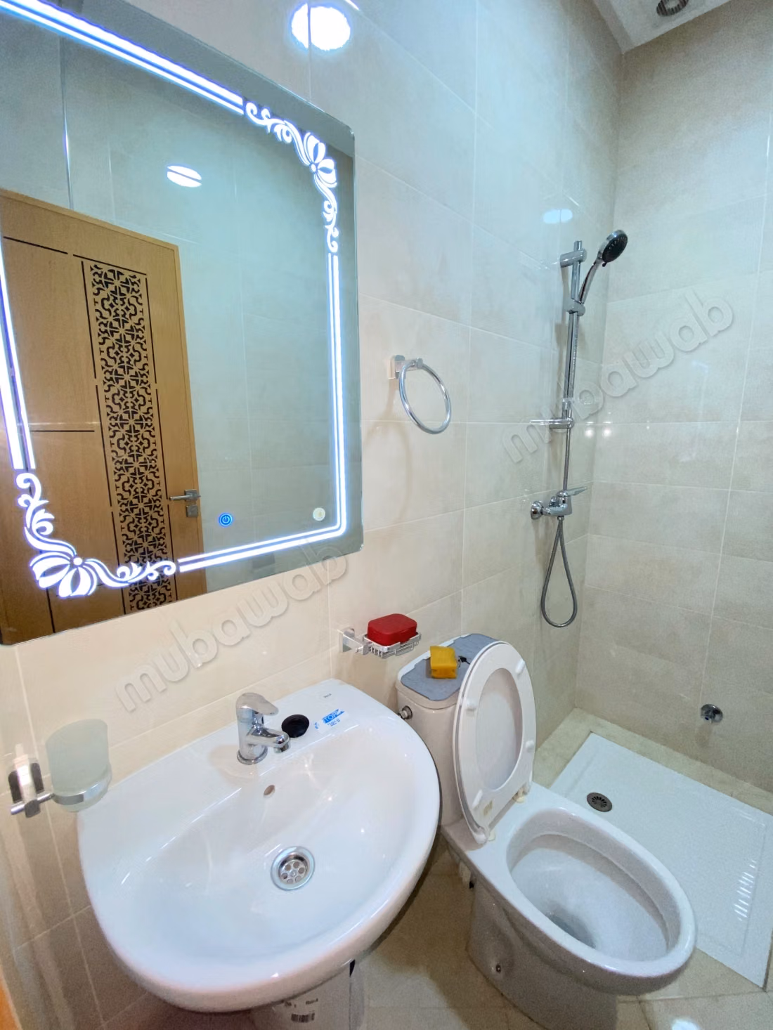 Appartamento molto bello in affitto a Hay Mohammadi. Superficie totale di 70 m². Completamente arredato
