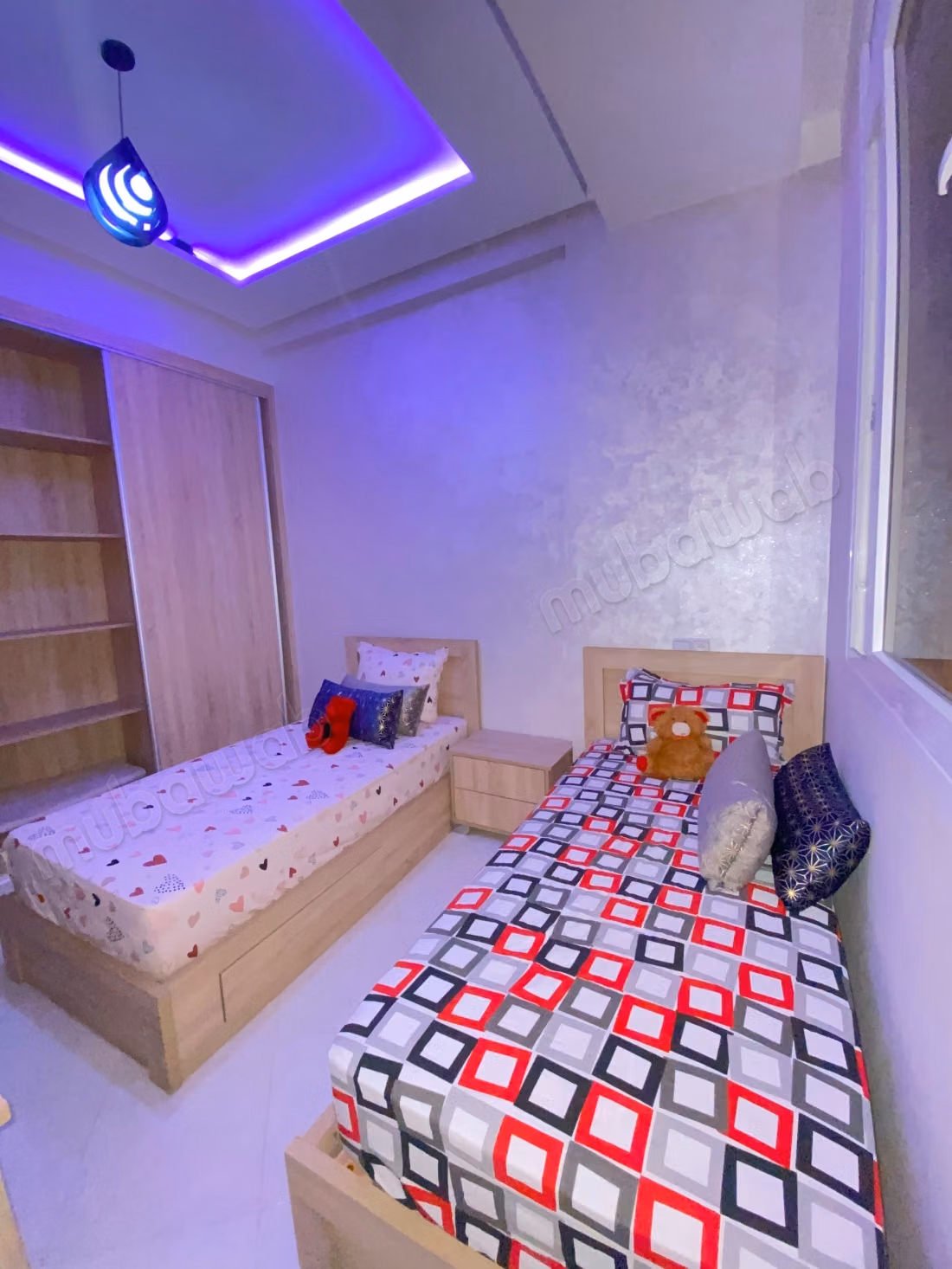 Appartamento molto bello in affitto a Hay Mohammadi. Superficie totale di 70 m². Completamente arredato