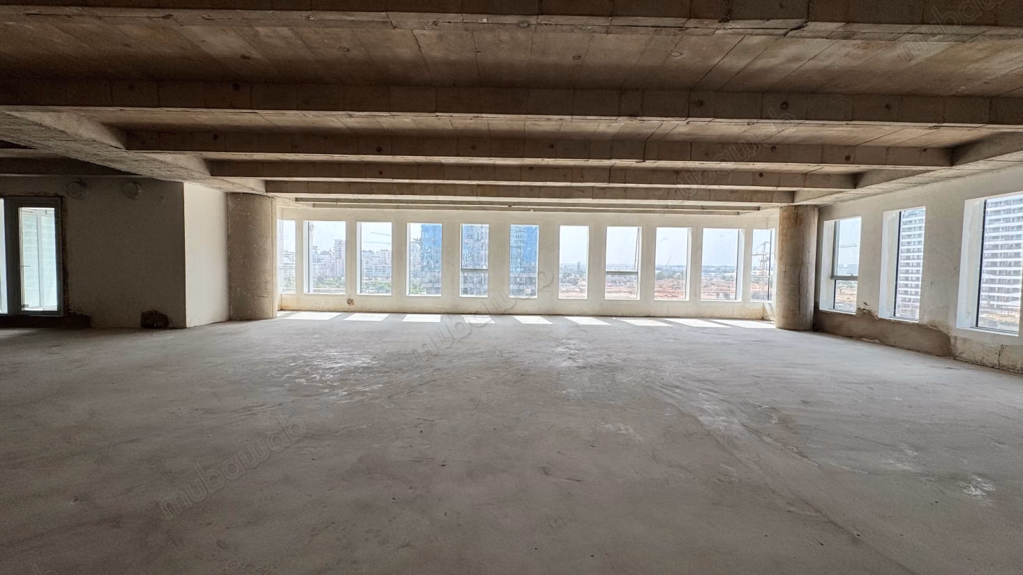 CFC Bureaux Premium Modulables, À partir de 169,9 m², Services & Parking