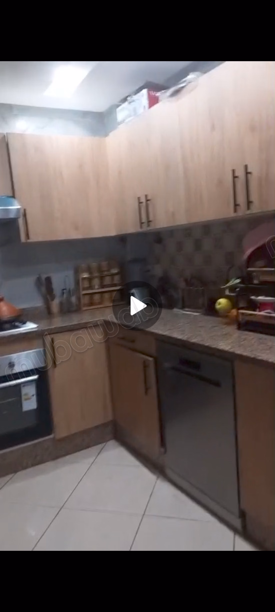 Superbe appartement à louer à El Fath. 
5 pièces confortables. 
Bien meublé
