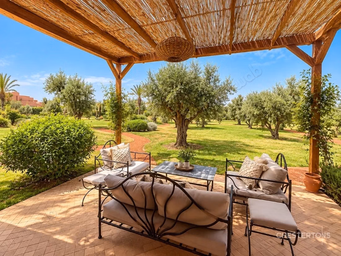 Magnificent property facing the Atlas on 1 ha Marrakech