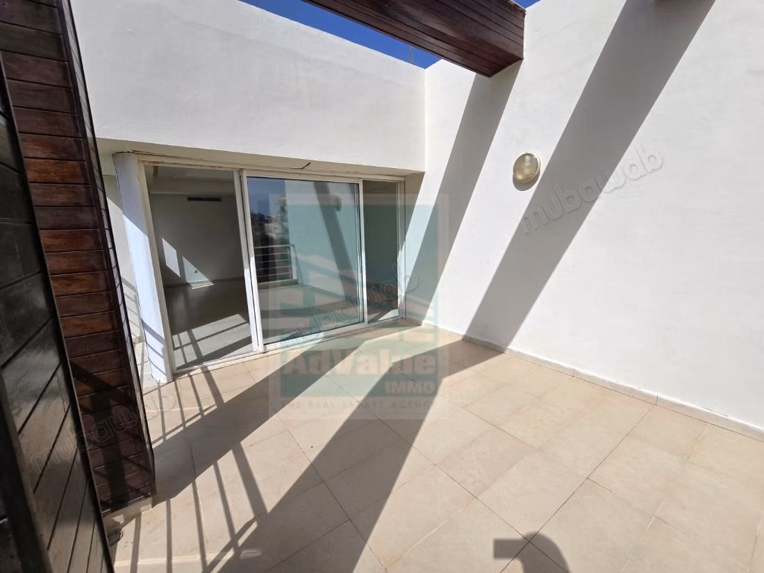 DL. 1035: Villa contemporaine au quartier Oasis