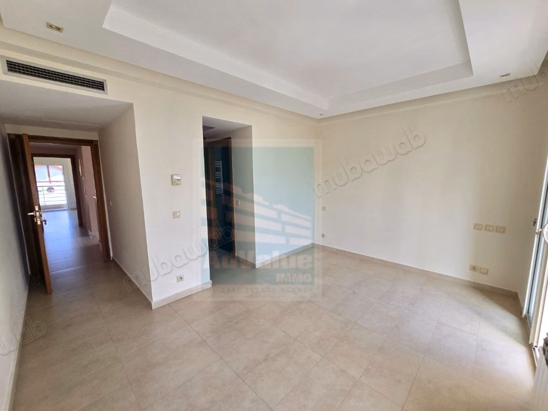 DL. 1035: Villa contemporaine au quartier Oasis