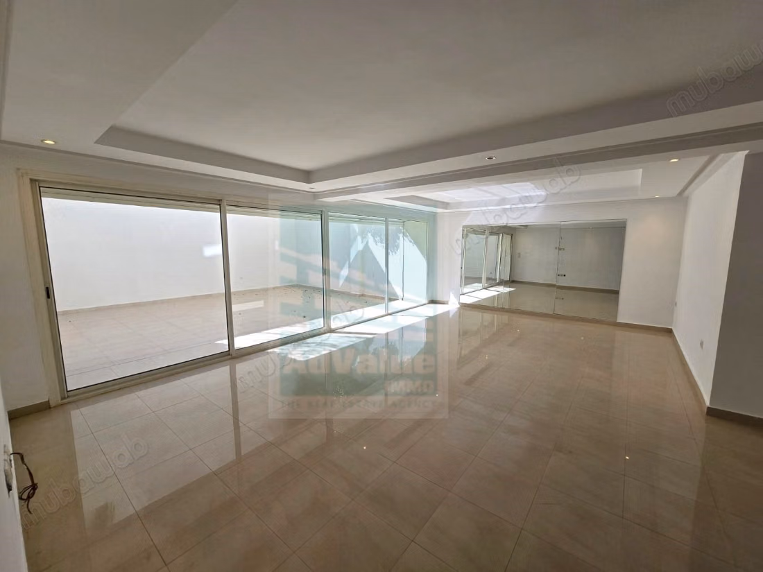 DL. 1035: Villa contemporaine au quartier Oasis