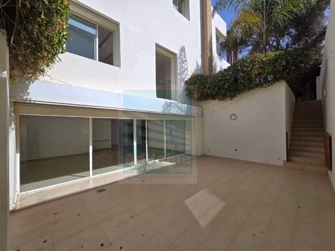DL. 1035: Villa contemporaine au quartier Oasis