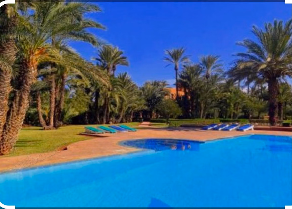 Appartement à vendre sur la route de Casablanca. Superficie totale 126 m². Meublé