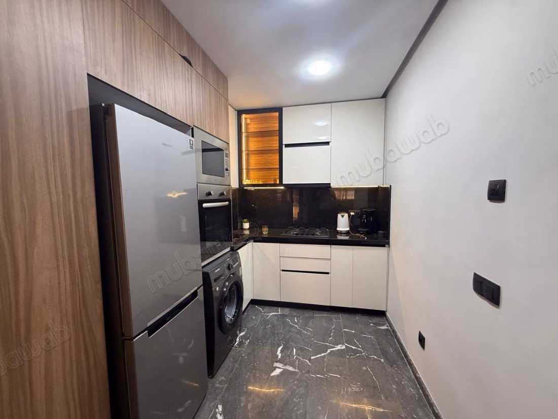 Apartment for rent on Casablanca Road. 2 great rooms. Furnished