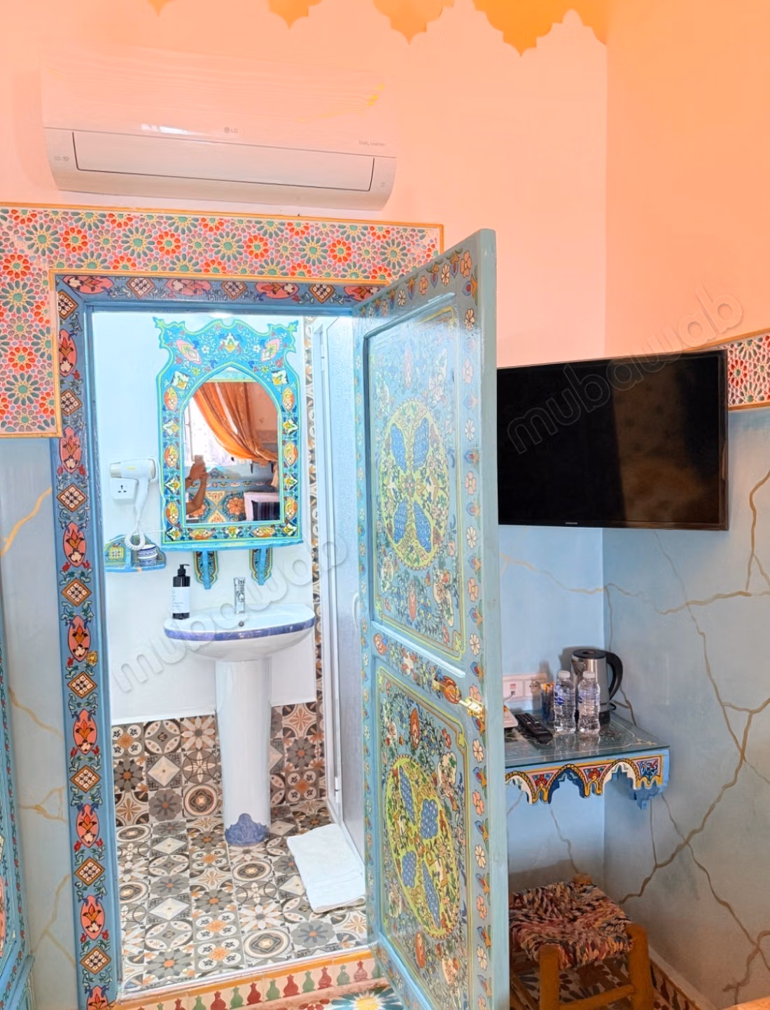 Vendita di un hotel Riad di fronte al palazzo reale di Tetuán
