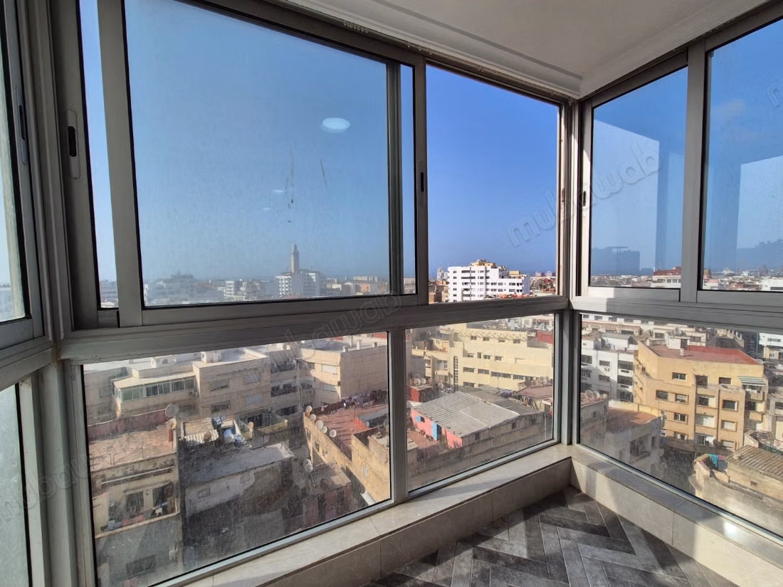 Bureau ou appartement 124m² au 10ᵉ étage – vue mosquée hassan ii