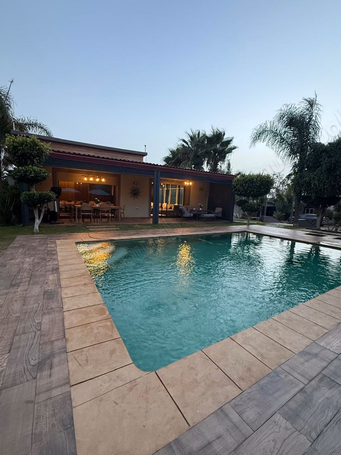Villa de prestigio en alquiler - a largo plazo