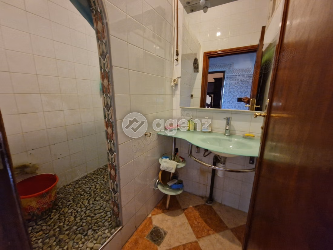 Villa for sale 551 m², 6 bedrooms Zahwa Meknès