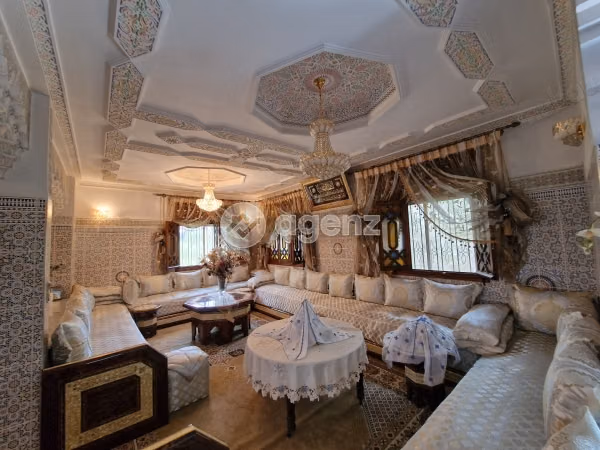 فيلا للبيع 551 م²، 6 غرف زهوة مكناس