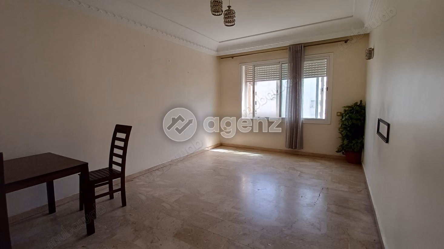 Appartement à vendre 88 m², 3 chambres 
Mers Sultan 
Casablanca