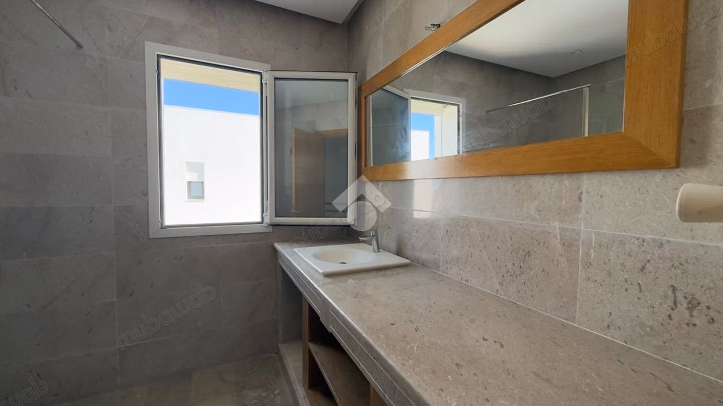 Semi-detached villa for sale