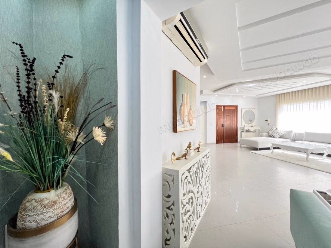 A louer: Villa avec piscine à Hammamet