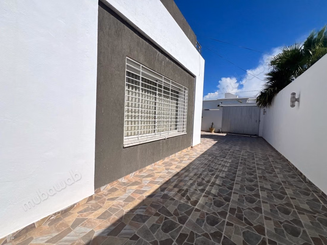 A louer: Villa avec piscine à Hammamet