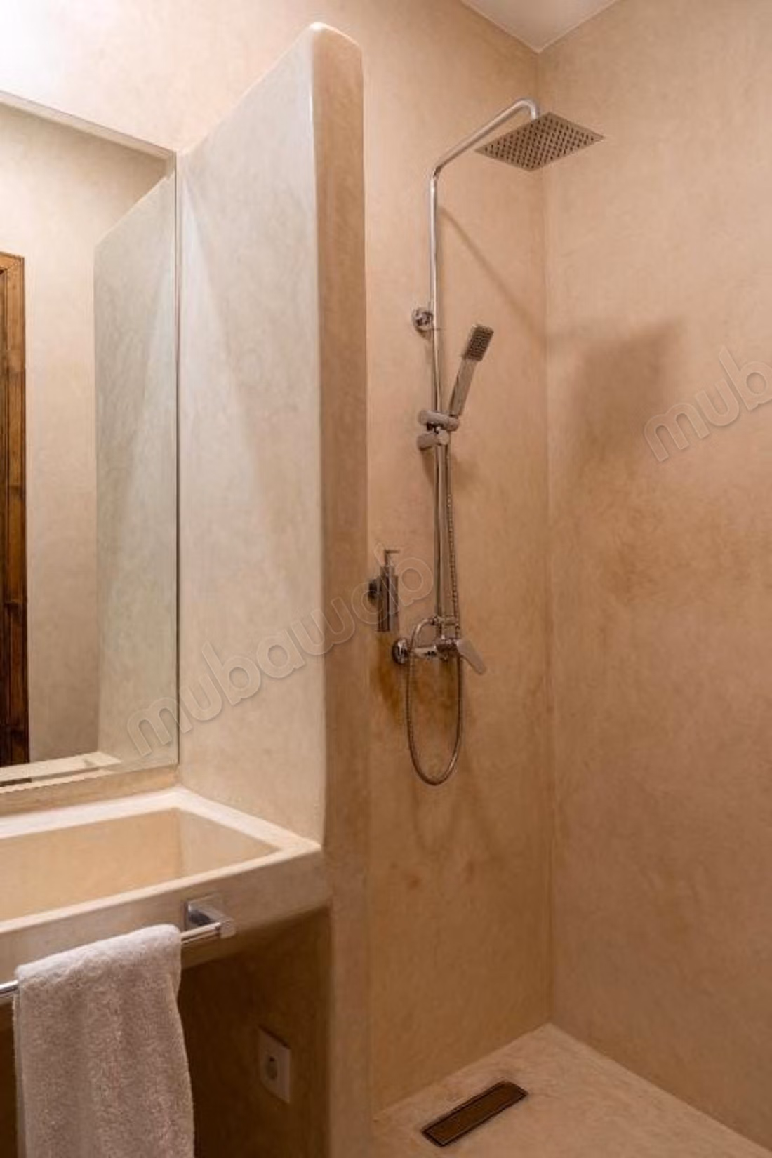 Superbe riad à vendre à Arset El Houta. 8 pièces. Meublé