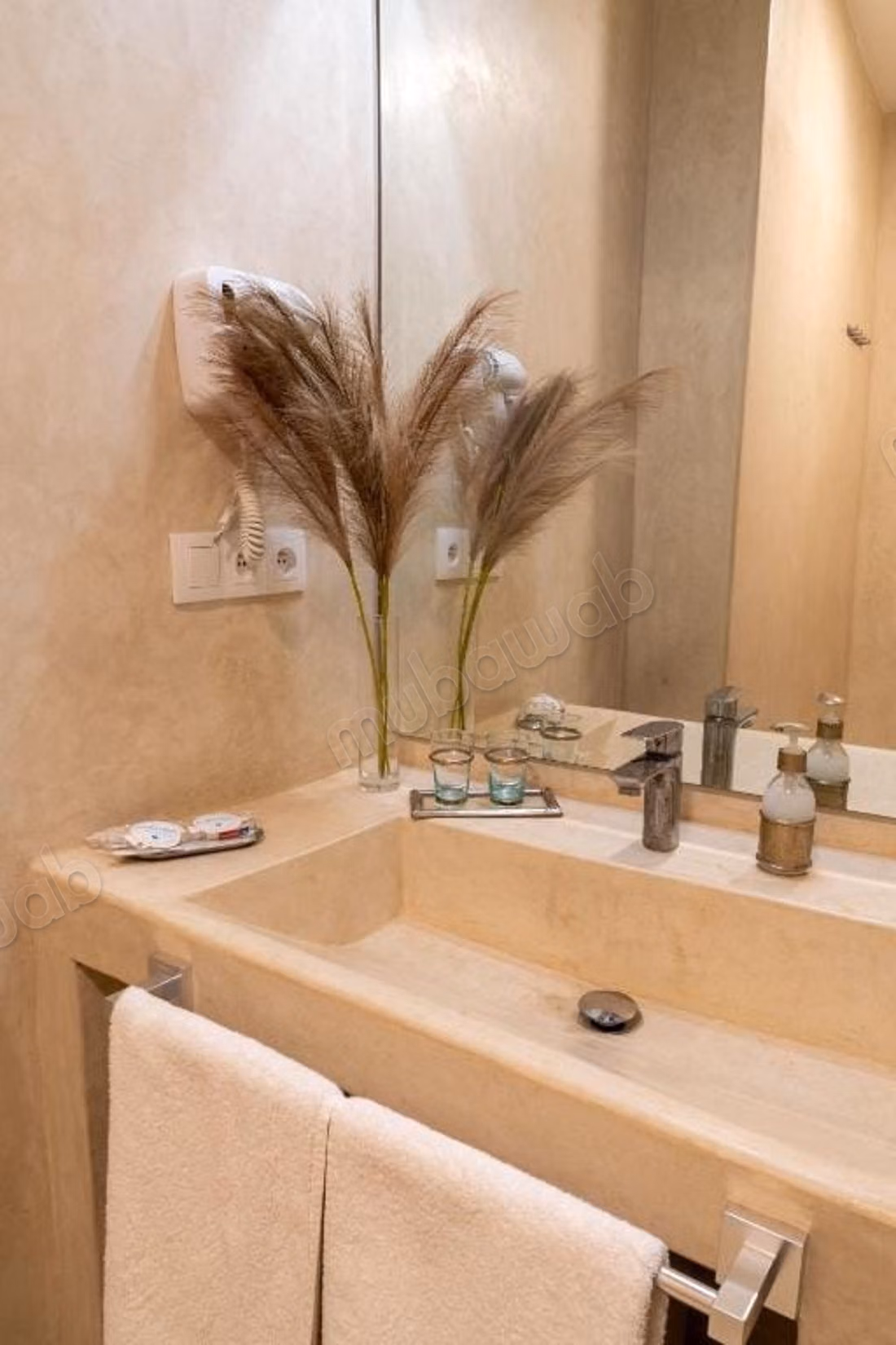 Superbe riad à vendre à Arset El Houta. 8 pièces. Meublé