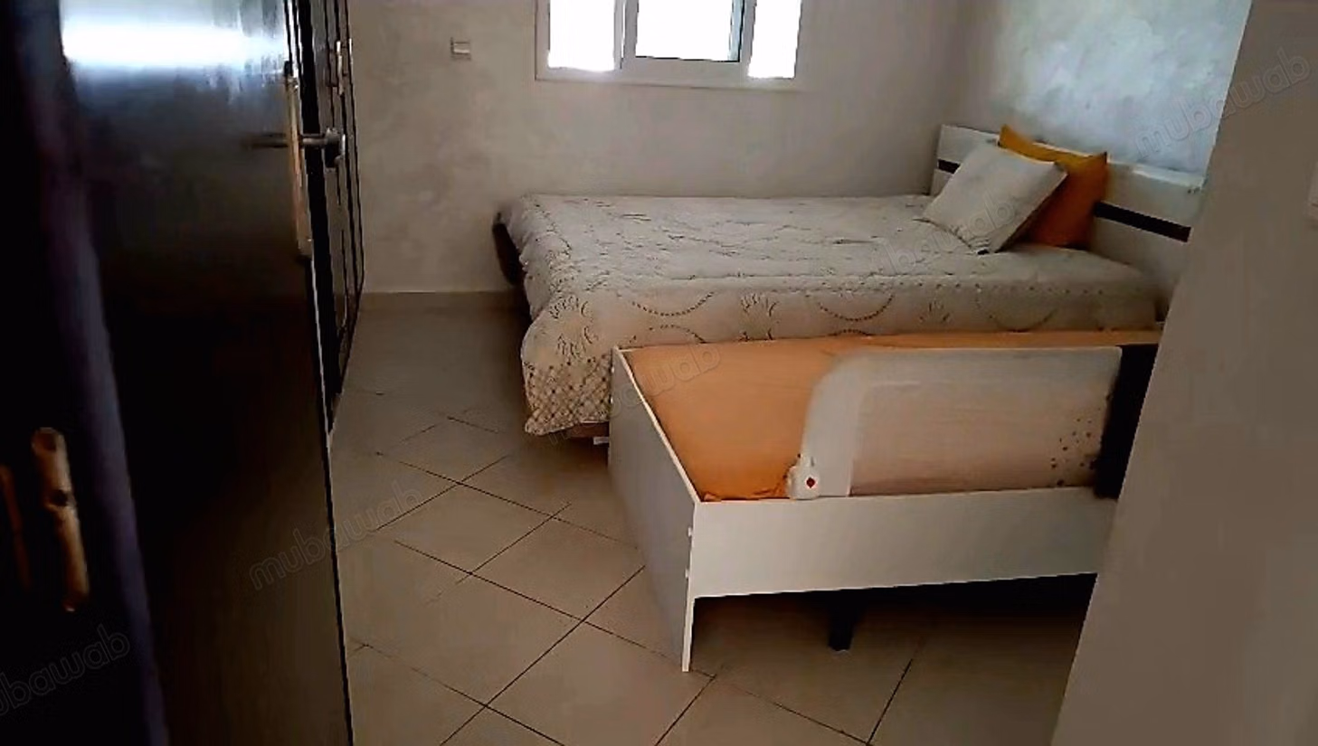 Appartamento con 2 camere da letto e piscina