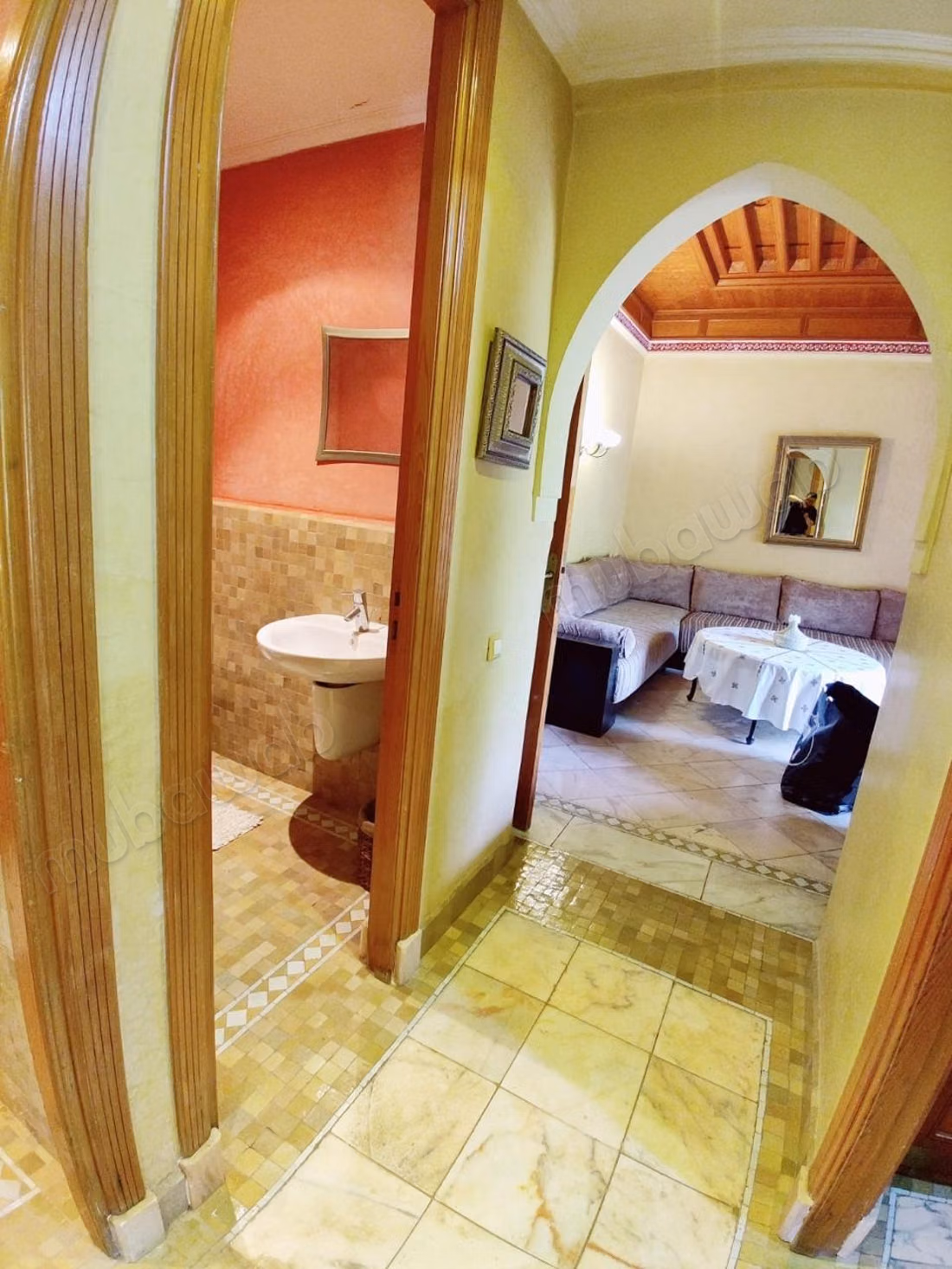 Appartement en vente à Ennakhil Palmeraie. 4 grandes pièces. Meublé