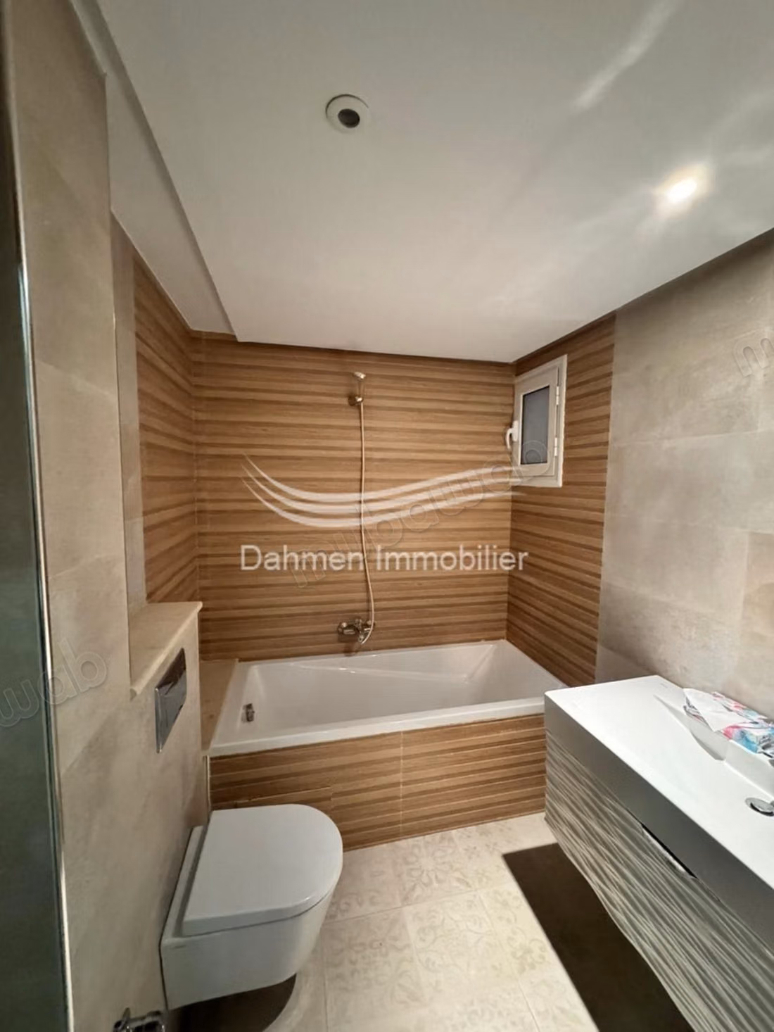 Un jolipenthouseavec piscine s4 à louer a sahloul