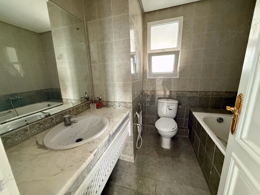 For sale S3 in Cité Ennasr 2