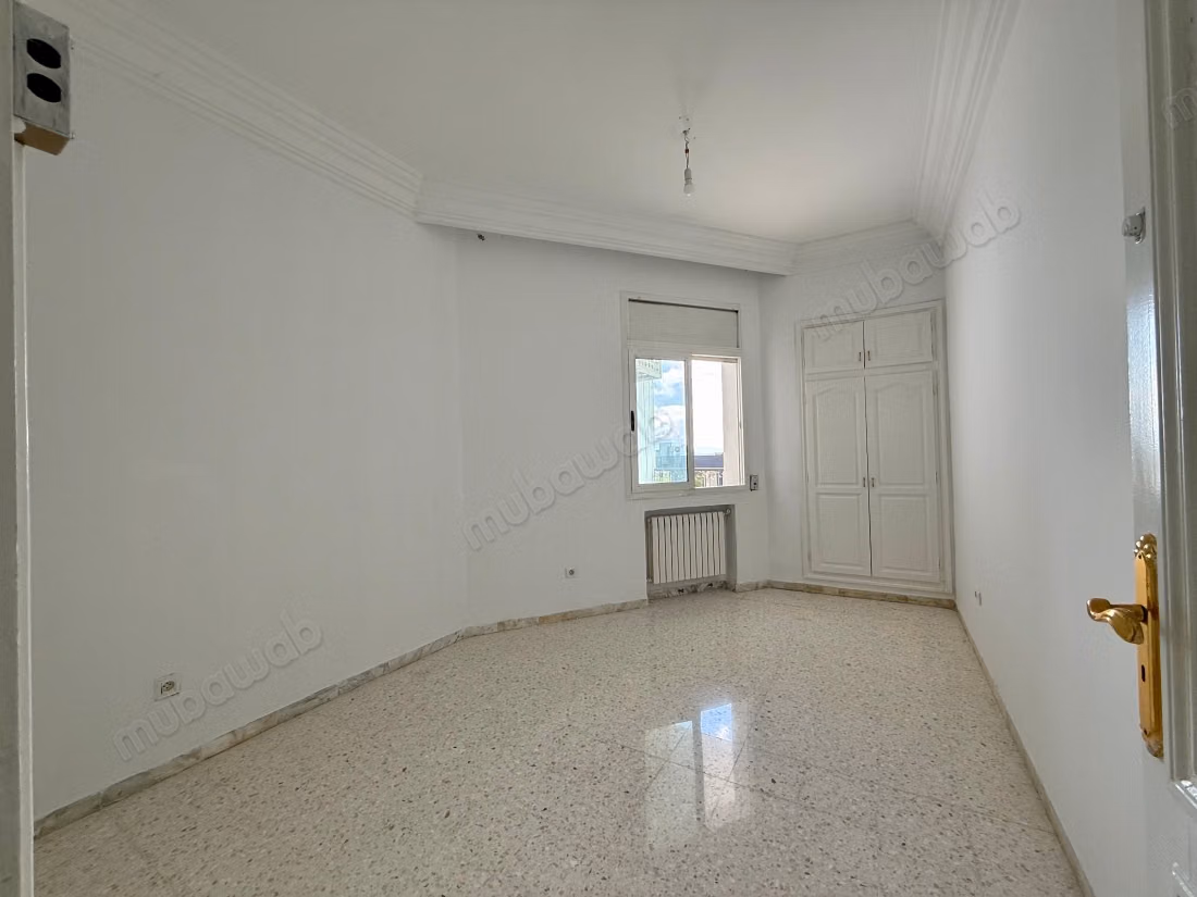 For sale S3 in Cité Ennasr 2