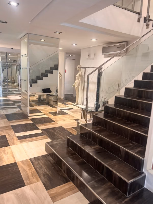 Local comercial premium a la venta