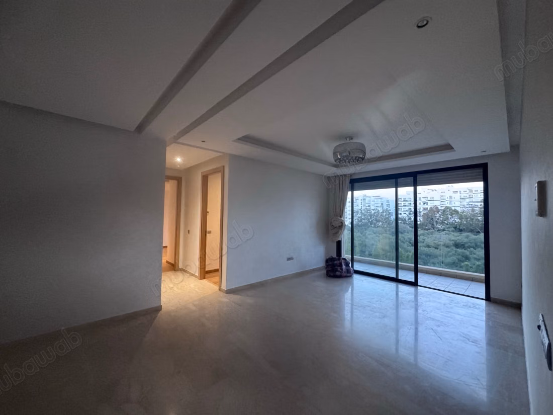 Apartment for rent in Riyadh. Total area 120 m². Concierge service available, air conditioning system
