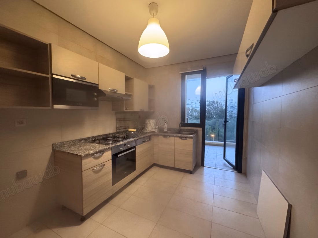Apartment for rent in Riyadh. Total area 120 m². Concierge service available, air conditioning system