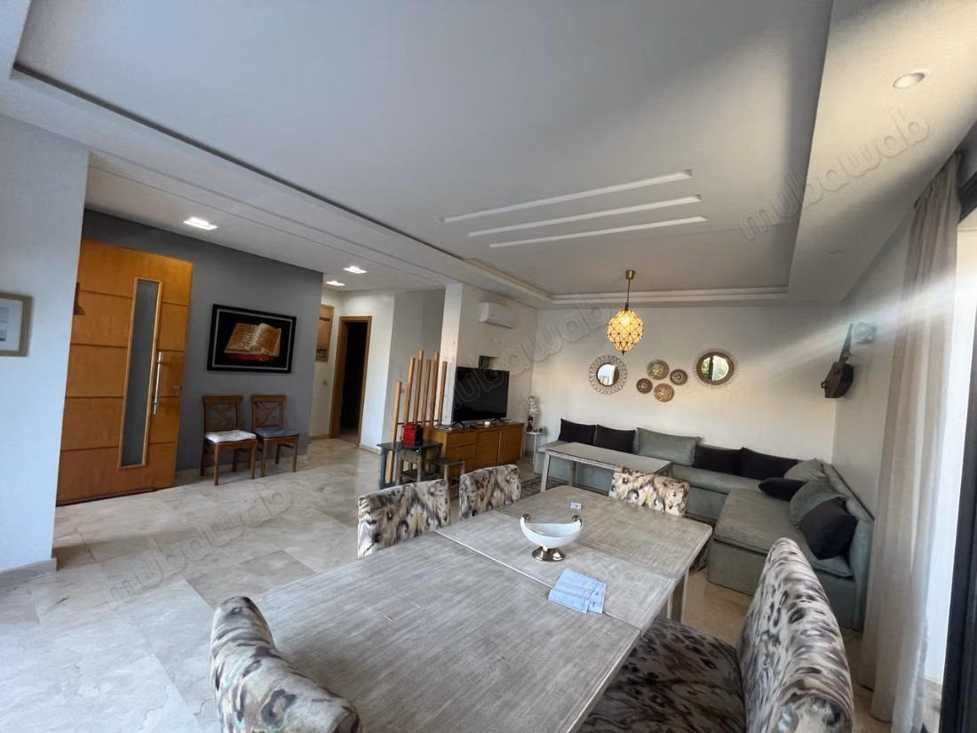 Luxurious villa for sale in Dar Bouazza 230m2 with pool, gated community